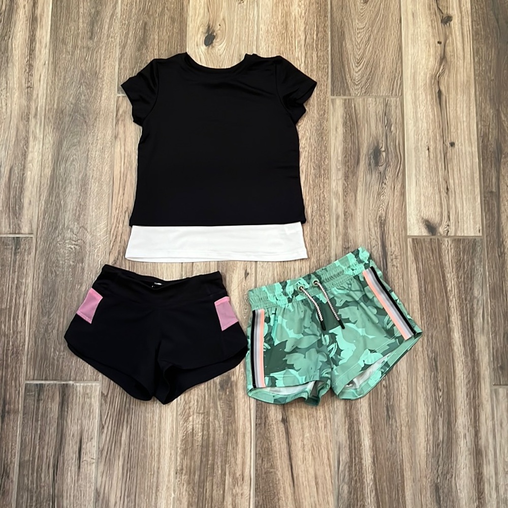 Active Shirt and shorts set Size 5/6